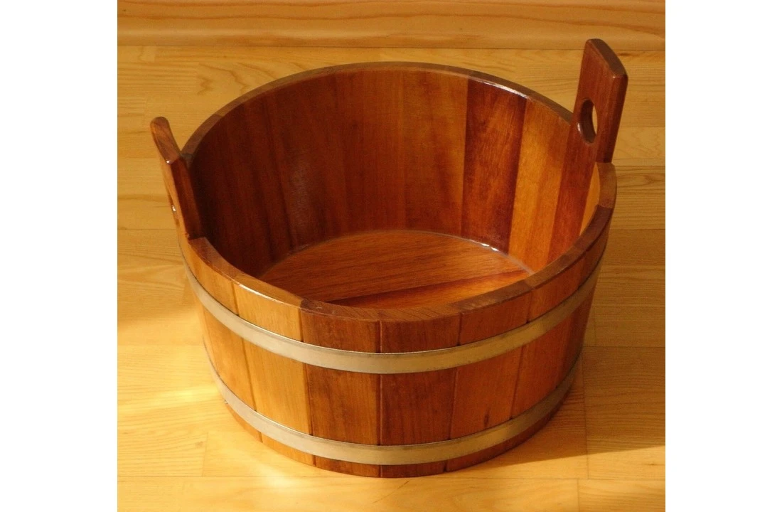 Blumenberg Voetenbak Kambala 16 Liter, Blank Gelakt 3 Blumenberg Voetenbak Kambala 16 Liter, Blank Gelakt