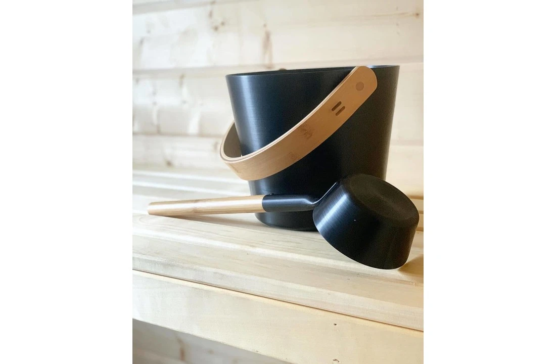 Rento Rento Sauna Emmer Aluminium Met Bamboe Handvat Zwart 4 Rento Rento Sauna Emmer Aluminium Met Bamboe Handvat Zwart - Afbeelding 2